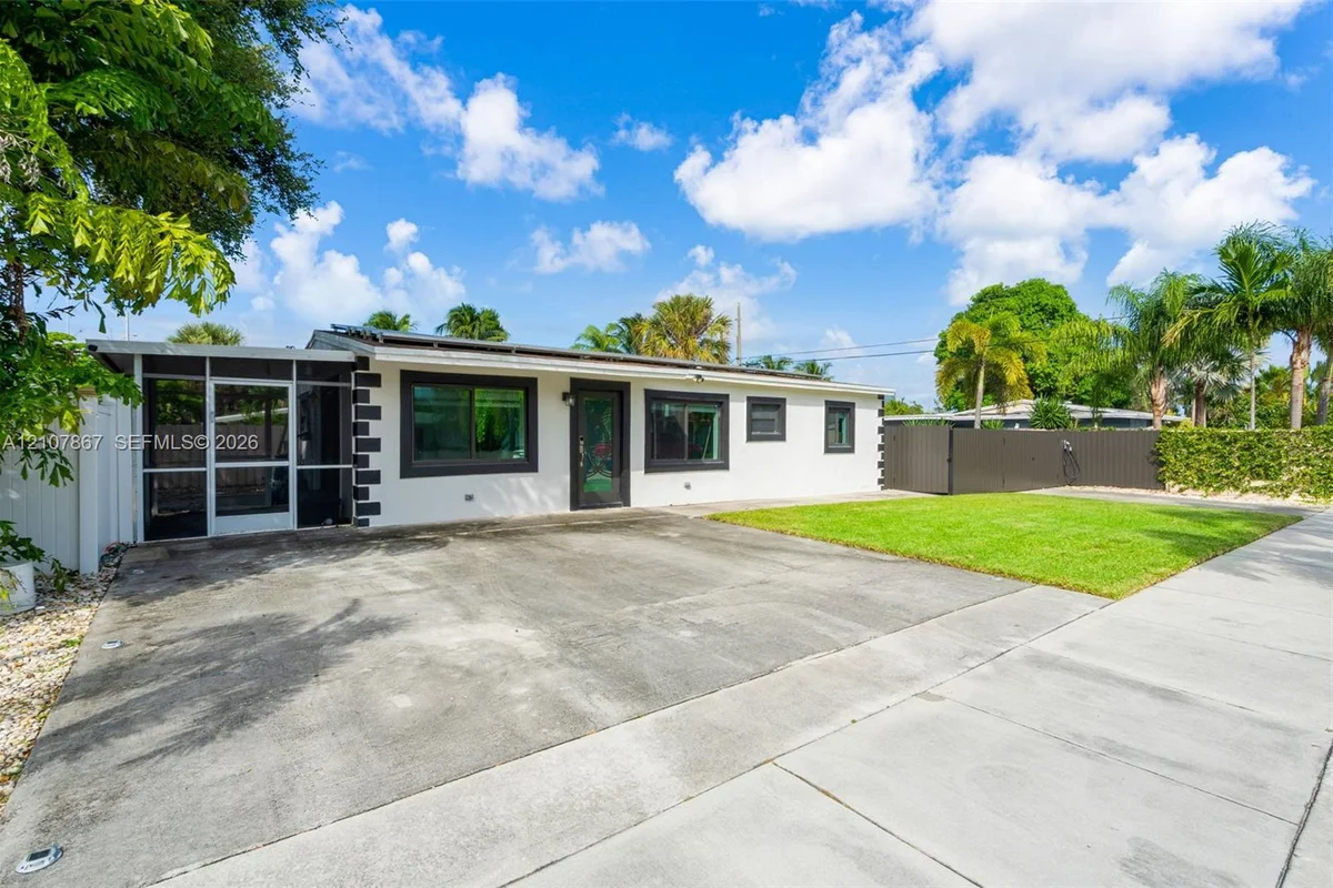 6100 NE 2nd Ter, Oakland Park: photo 1 of 17