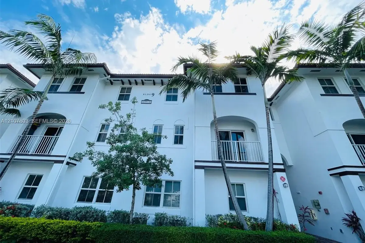 8620 NW 97th Ave #205, Doral: photo 1 of 25