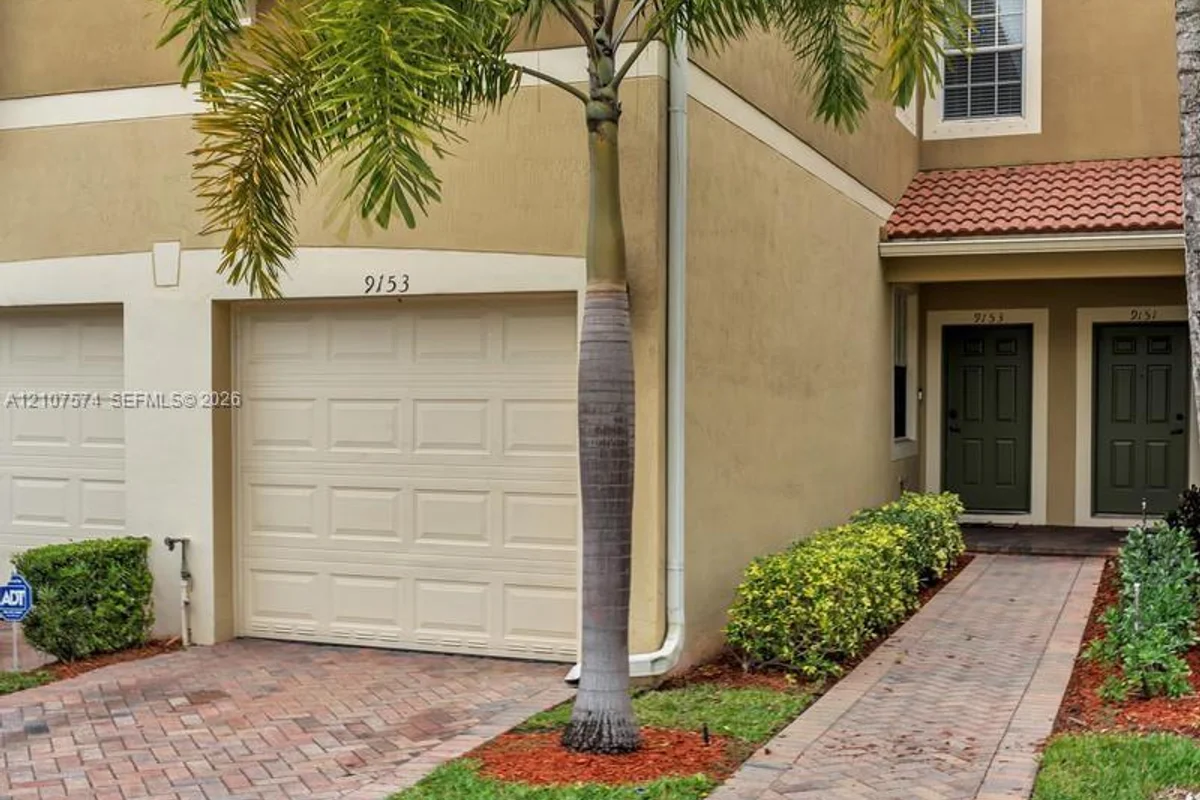 9153 Whistable Walk, Tamarac: photo 1 of 27