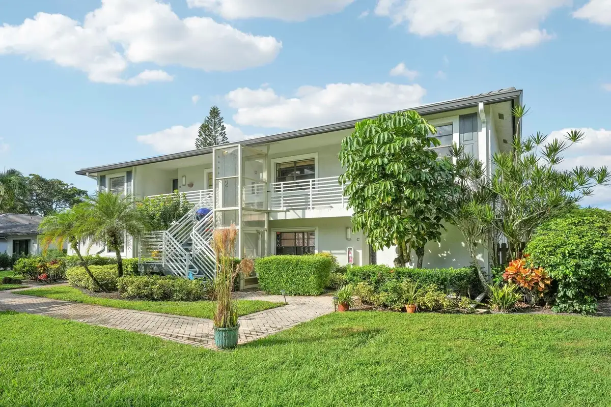 2 Southport Ln #D, Boynton Beach: photo 1 of 33