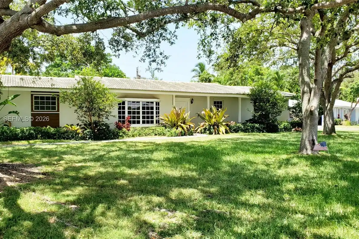 7481 SW 158th Ter, Palmetto Bay: photo 1 of 36