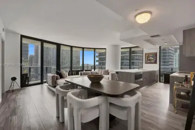 801 S Miami Ave #1801, Miami: photo 1 of 87