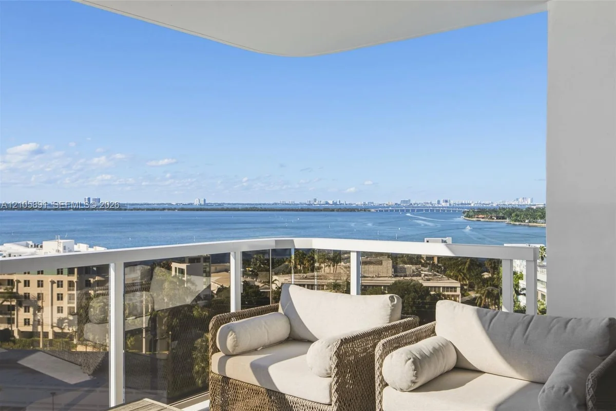 9 Island Ave #1215, Miami Beach: photo 1 of 39