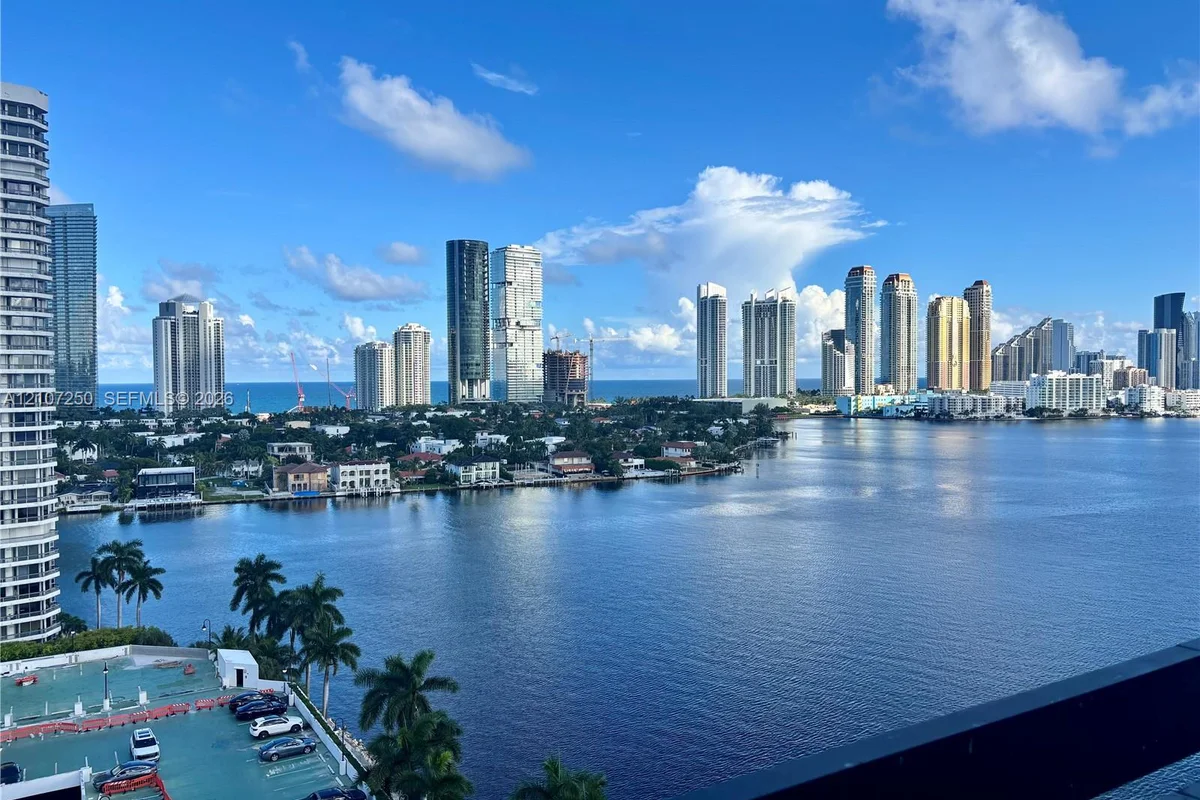 3600 Mystic Pointe Dr #1717, Aventura: photo 1 of 22