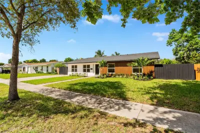 9261 SW 183rd Ter, Palmetto Bay: photo 1 of 47