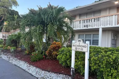 29 Richmond D Crescent, Deerfield Beach: photo 1 of 26