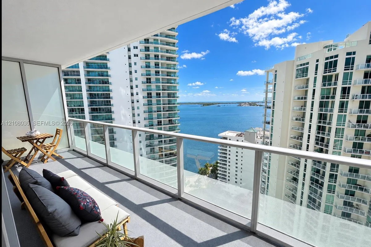 1300 Brickell Bay Dr #2405, Miami: photo 1 of 17
