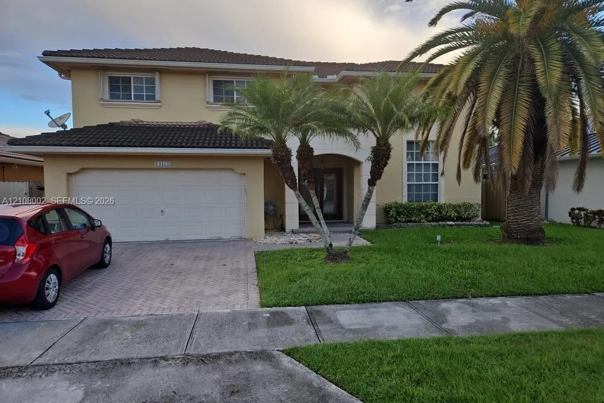 14373 SW 166th Ter, Miami: photo 1 of 45