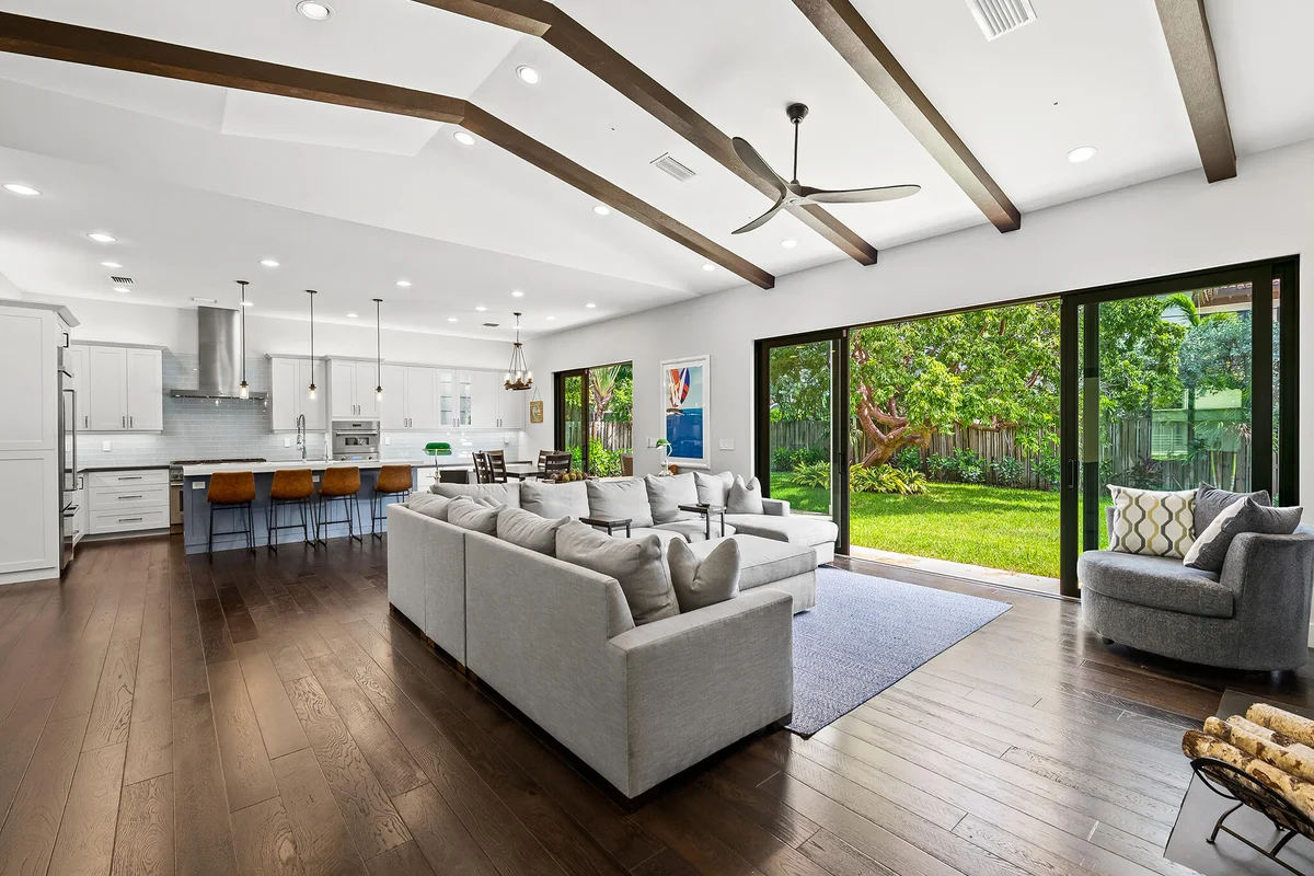 1716 Middle River Dr, Fort Lauderdale: photo 1 of 56