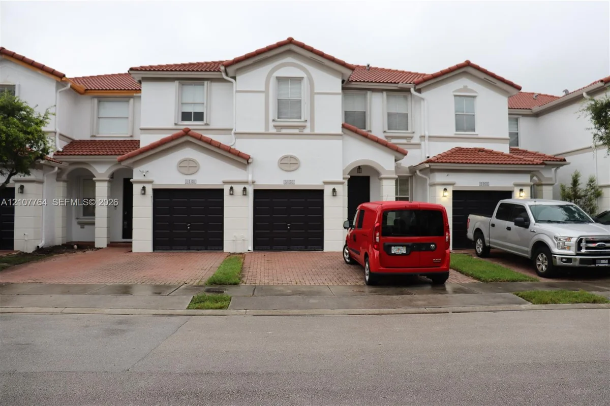 8158 NW 108th Ct, Doral: photo 1 of 6