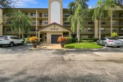 1000 SW 128th Ter #410V, Pembroke Pines: photo 1 of 10
