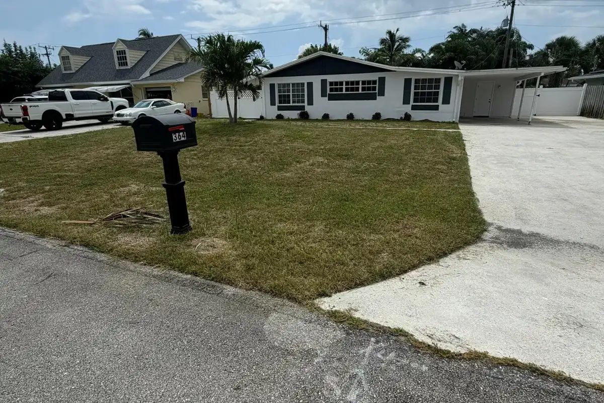364 Garden Blvd, Palm Beach Gardens: photo 1 of 16