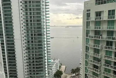170 SE 14th St #2301, Miami: photo 1 of 14