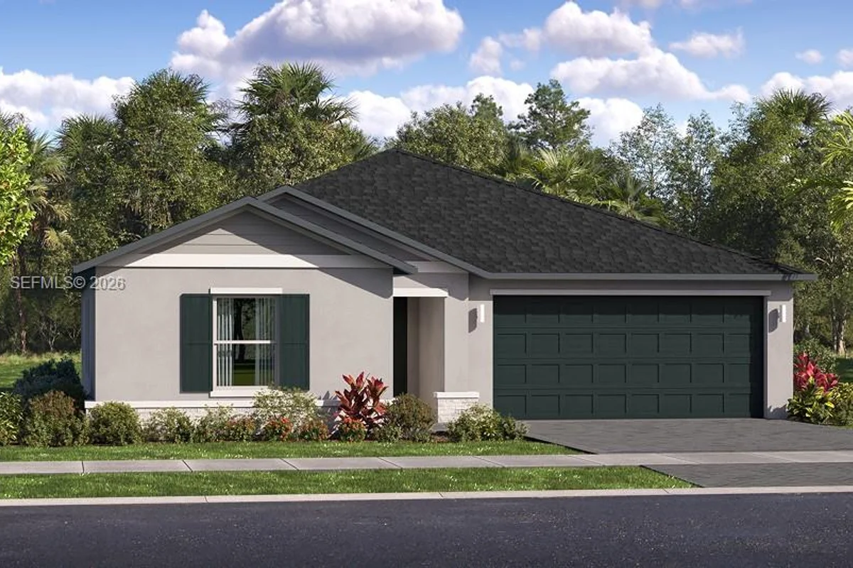 12571 SW 213 St, Miami: photo 1 of 18