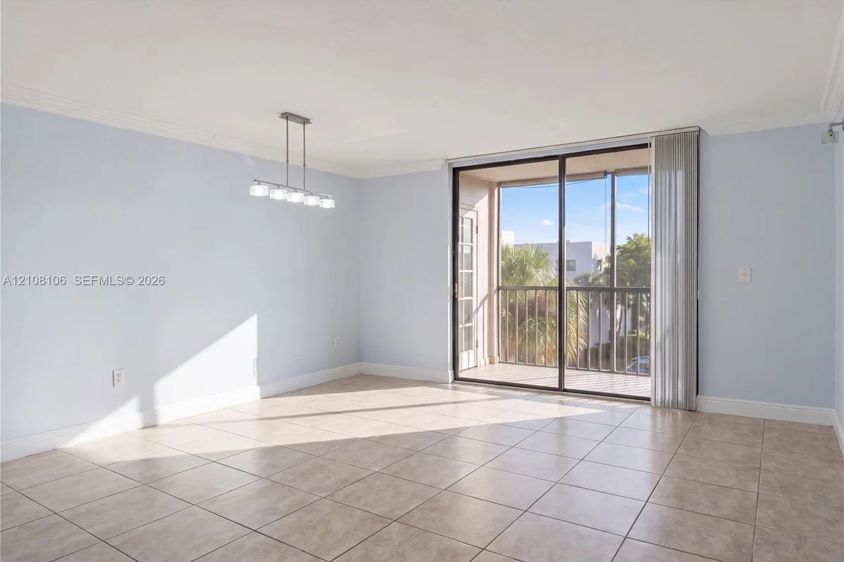 8650 SW 133rd Ave Rd #424, Miami: photo 1 of 16