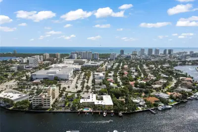 815 Middle River Dr #312, Fort Lauderdale: photo 1 of 6