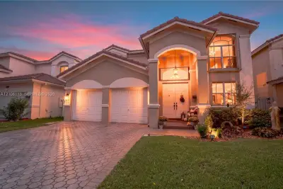 2294 SW 126th Ave, Miramar: photo 1 of 25