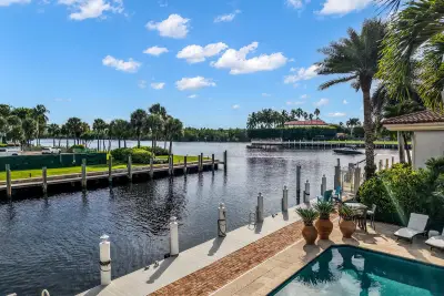 1014 Grand Ct, Highland Beach: photo 1 of 81