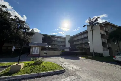 3120 N Pine Island Rd #403, Sunrise: photo 1 of 14