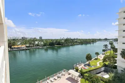 9111 E Bay Harbor Dr #6D, Bay Harbor Islands: photo 1 of 38