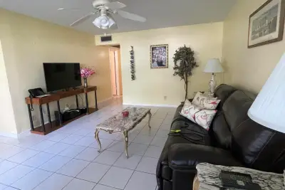 558 Durham T, Deerfield Beach: photo 1 of 22