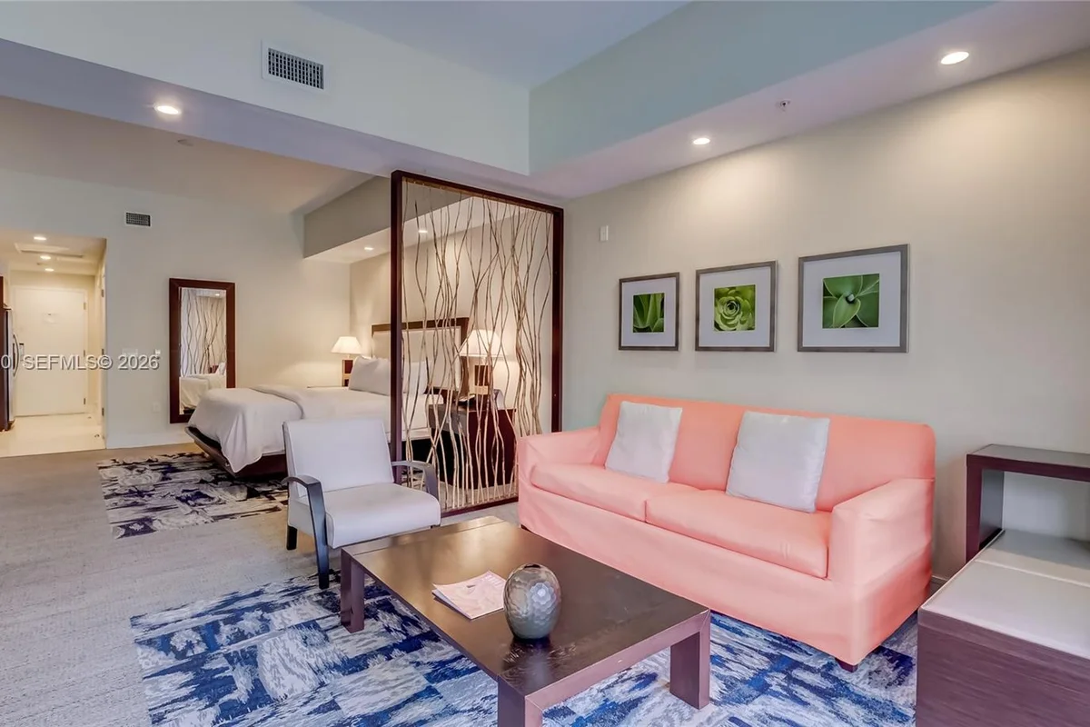 5300 NW 87th Ave #407, Doral: photo 1 of 18