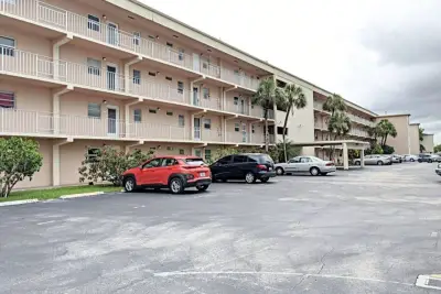 230 NE 26th Ave #1070, Boynton Beach: photo 1 of 18