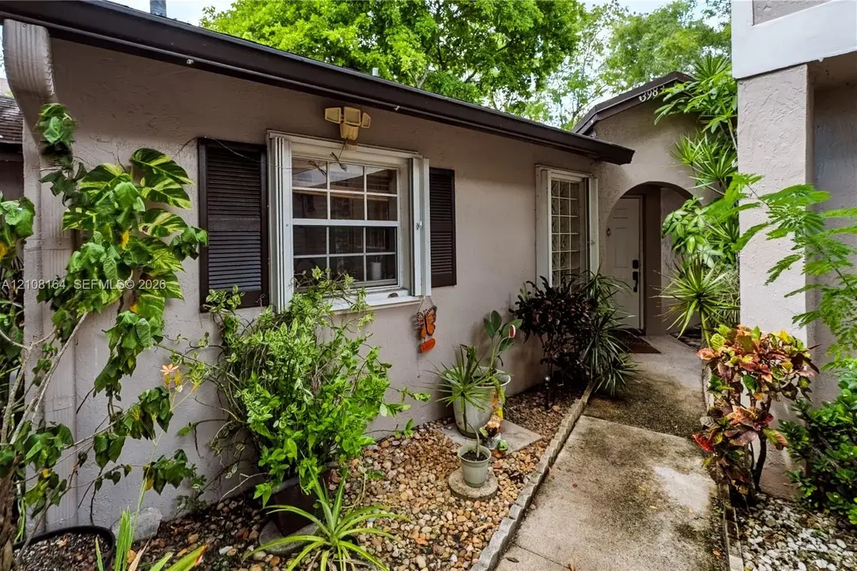 3983 NW 122nd Ter, Sunrise: photo 1 of 39