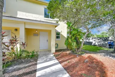 19606 SW 103rd Ct #4, Cutler Bay: photo 1 of 50