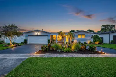 9121 SW 54th Pl, Cooper City: photo 1 of 72