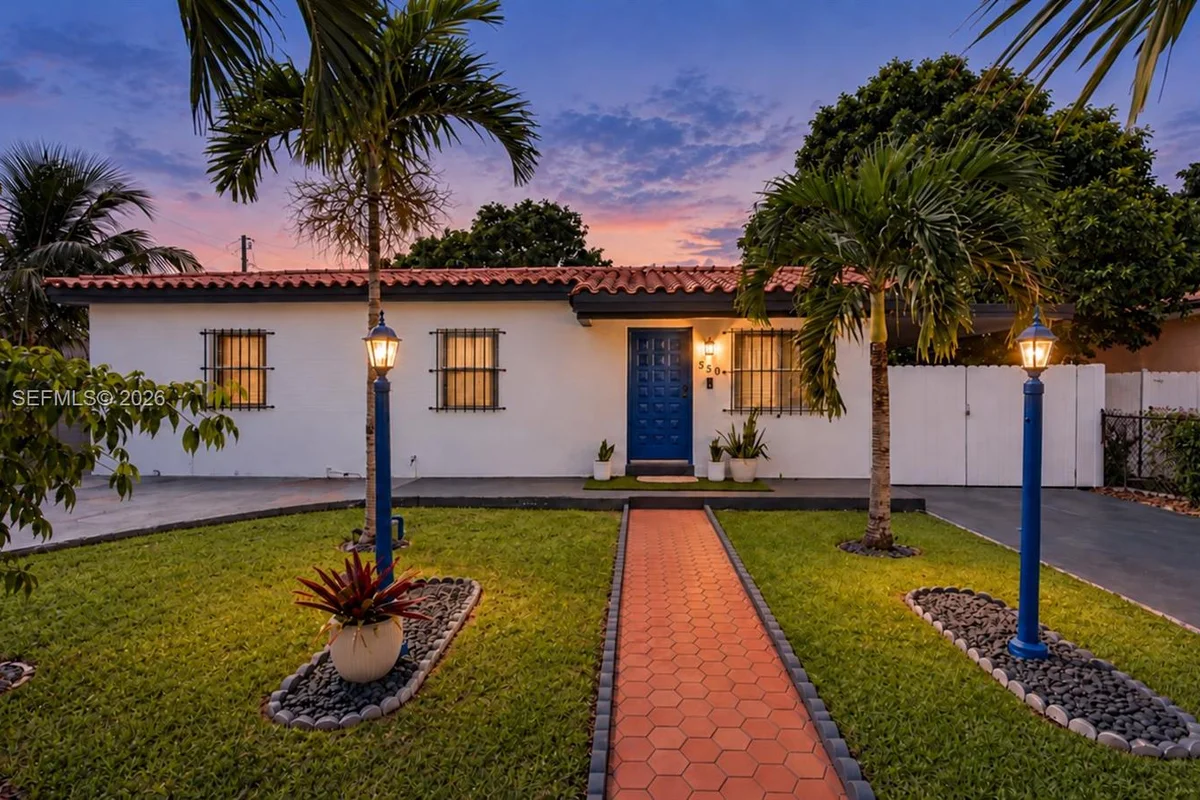 550 E 10th Ave, Hialeah: photo 1 of 45
