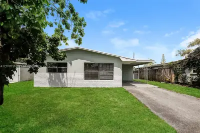 960 N 73rd Way, Hollywood: photo 1 of 15