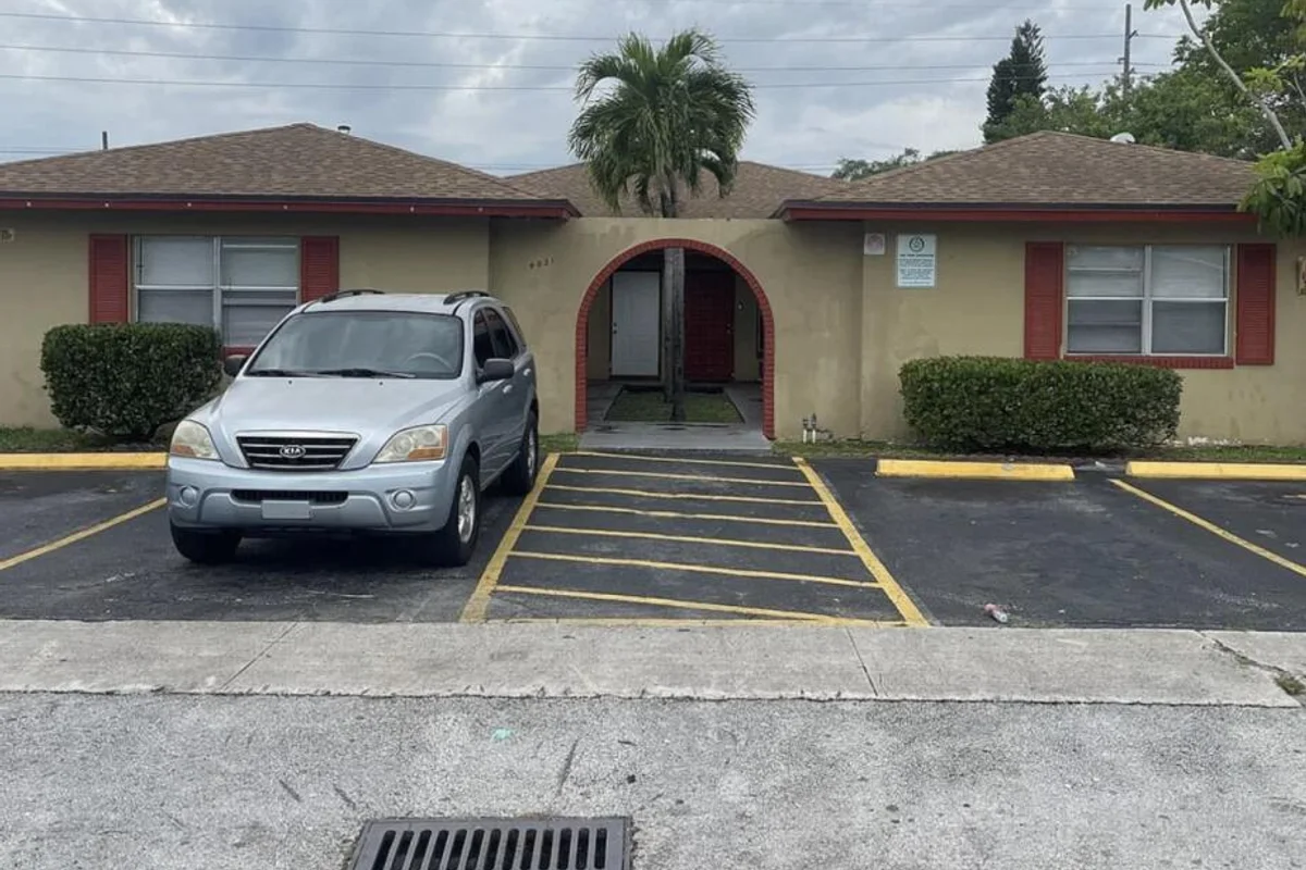 4031 NW 30th Ter #2, Lauderdale Lakes: photo 1 of 1