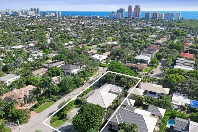 2600 NE 21st St, Fort Lauderdale: photo 1 of 50