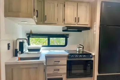 573 Mokena Dr #1, Miami Springs: photo 1 of 8