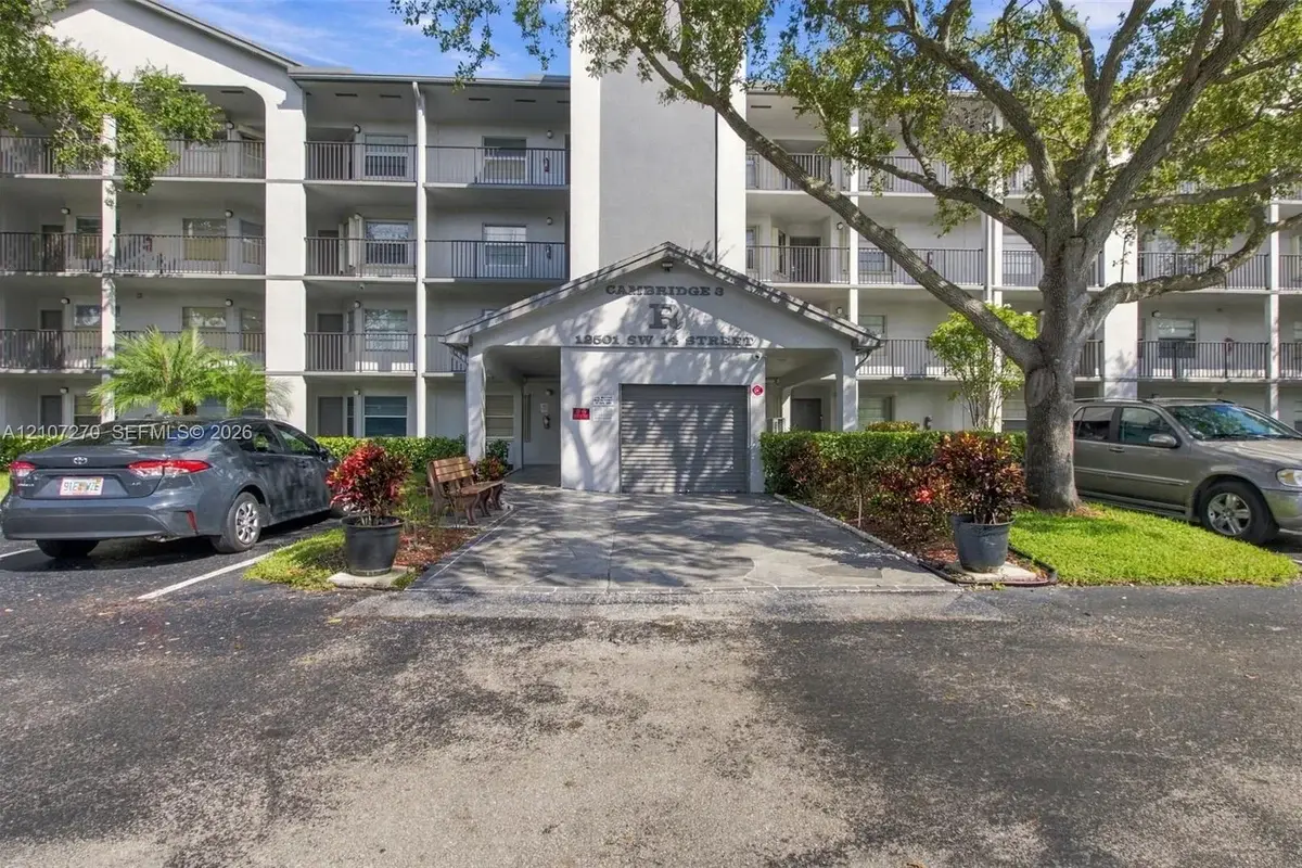 12501 SW 14th St #311R, Pembroke Pines: photo 1 of 20