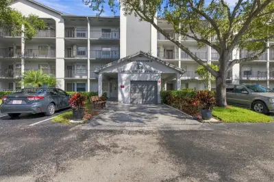 12501 SW 14th St #311R, Pembroke Pines: photo 1 of 20