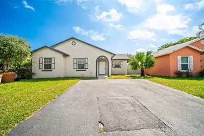 12752 SW 250th Ter, Homestead: photo 1 of 29
