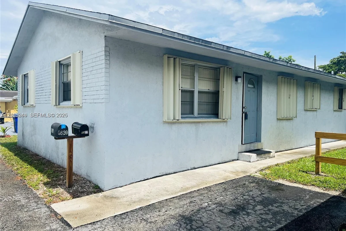 5920 Garfield St, Hollywood: photo 1 of 13