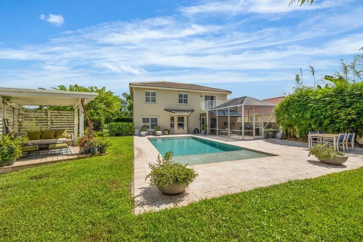 1695 S Club Dr, Wellington: photo 1 of 25