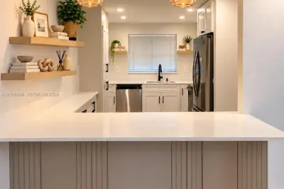 9721 Sunrise Lakes Blvd #108, Sunrise: photo 1 of 27