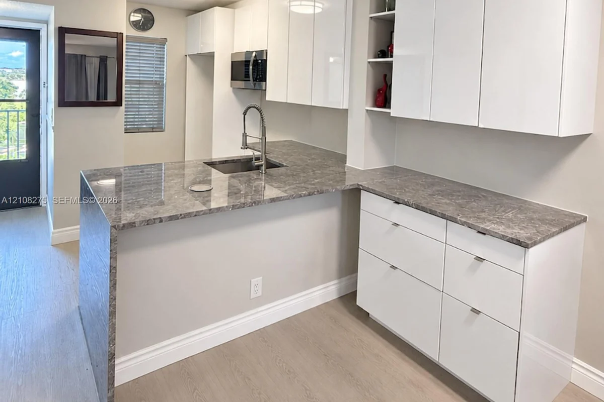 2226 N Cypress Bend Dr #409, Pompano Beach: photo 1 of 14