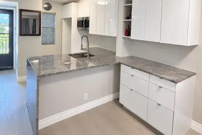 2226 N Cypress Bend Dr #409, Pompano Beach: photo 1 of 14