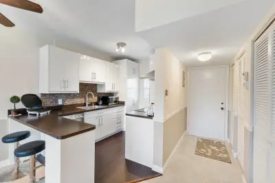 5401 NW 2nd Ave #3220, Boca Raton: photo 1 of 7