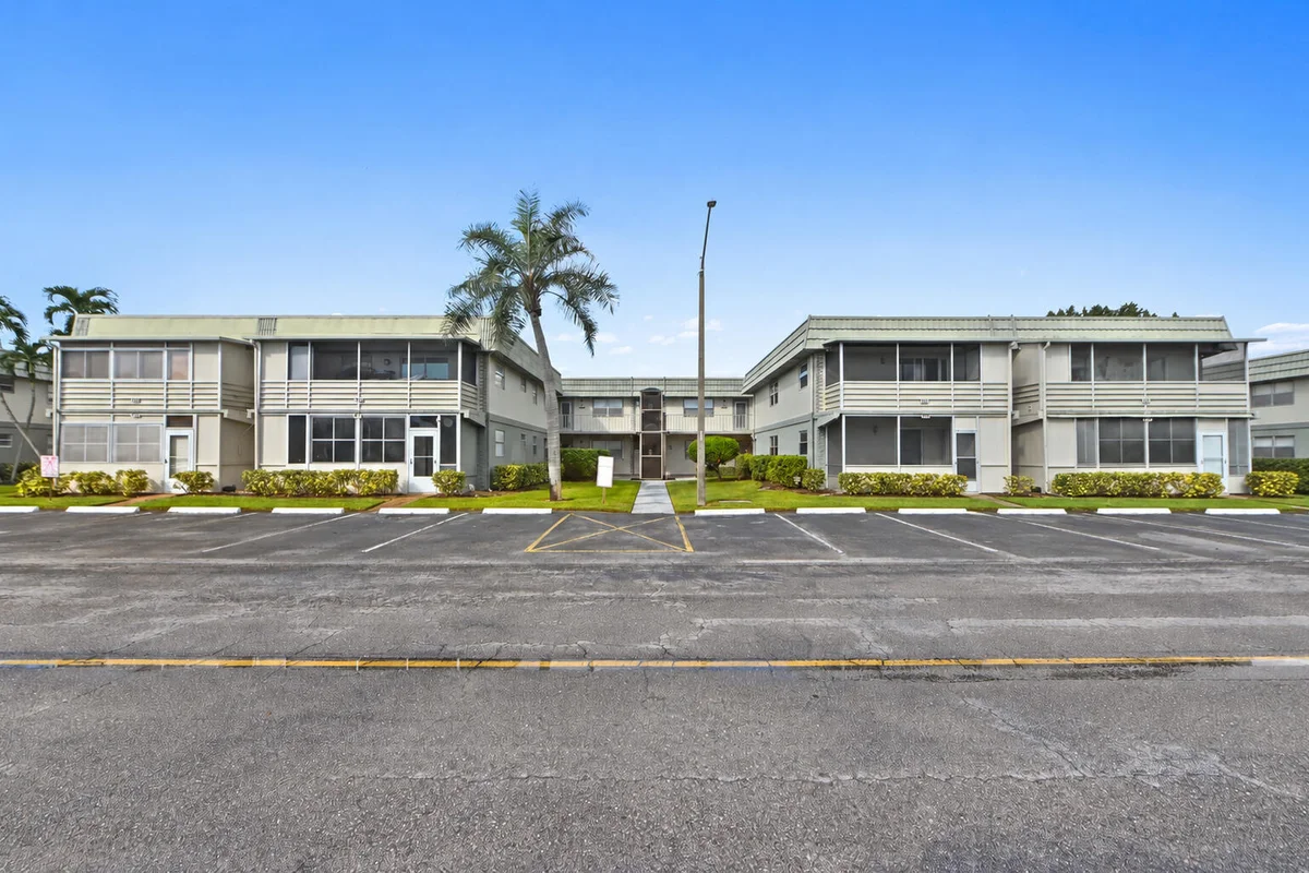 562 Monaco L, Delray Beach: photo 1 of 26