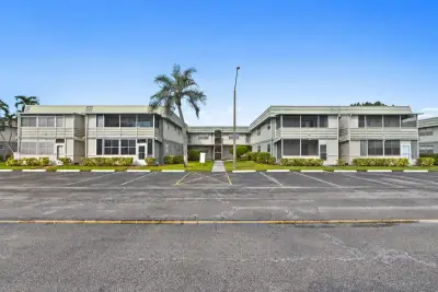 562 Monaco L, Delray Beach: photo 1 of 26