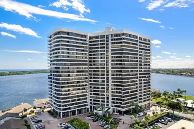 100 Lakeshore Dr #454, North Palm Beach: photo 1 of 45