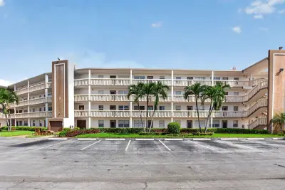 3005 Guildford A, Boca Raton: photo 1 of 59