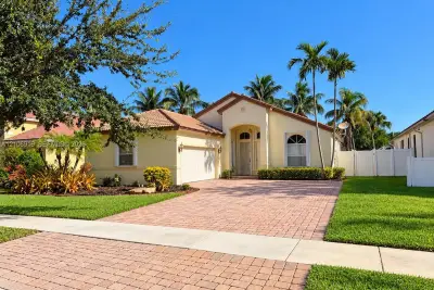 18841 SW 29th Ct, Miramar: photo 1 of 24