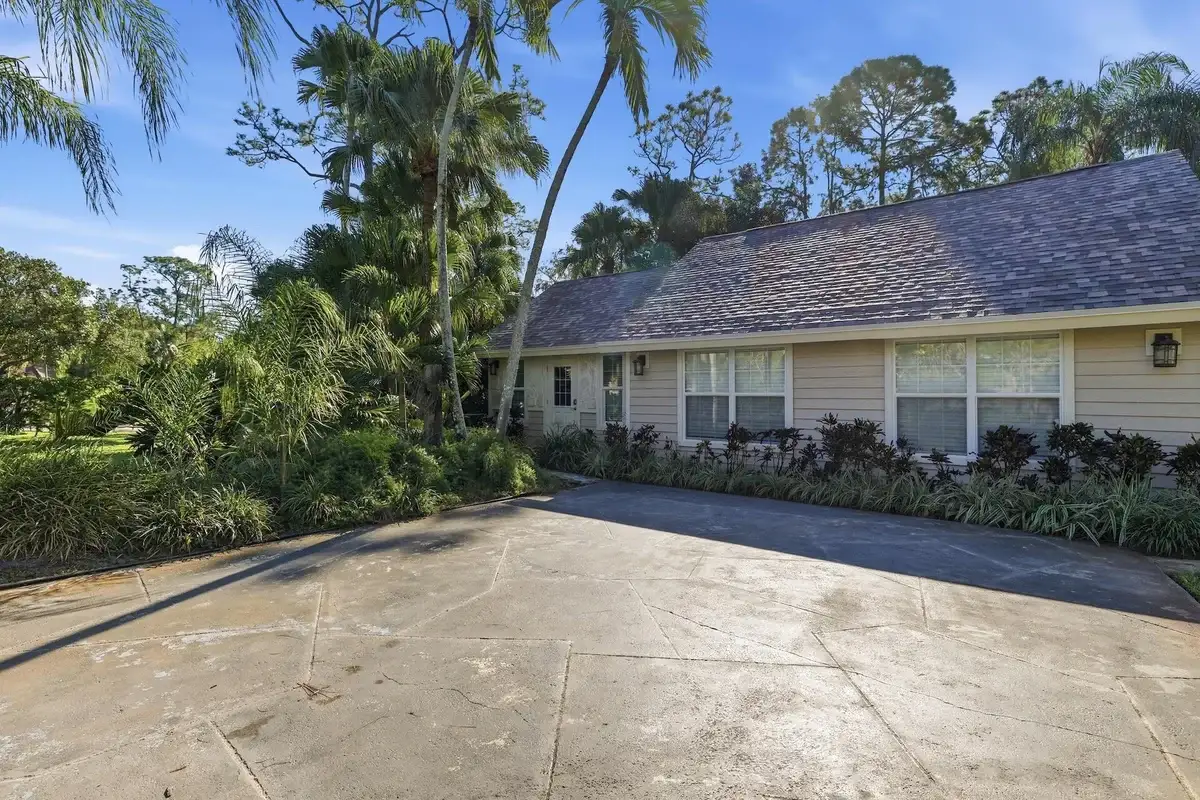 14805 Stirrup Ln, Wellington: photo 1 of 18